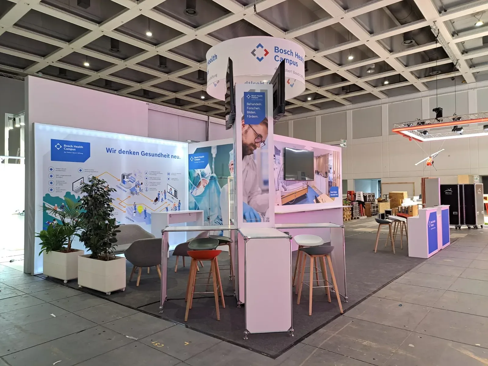Bosch Health Campus Messestand auf der DMEA in Berlin